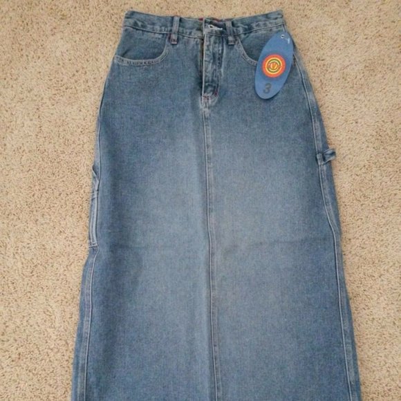 REVOLT JEANS SKIRT!... Blue Front Zip 5 Pocket Denim Straight Skirt - Picture 3 of 7